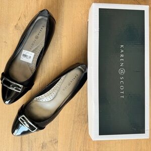 Karen Scott Black Patent Cadyy Pointy Flats